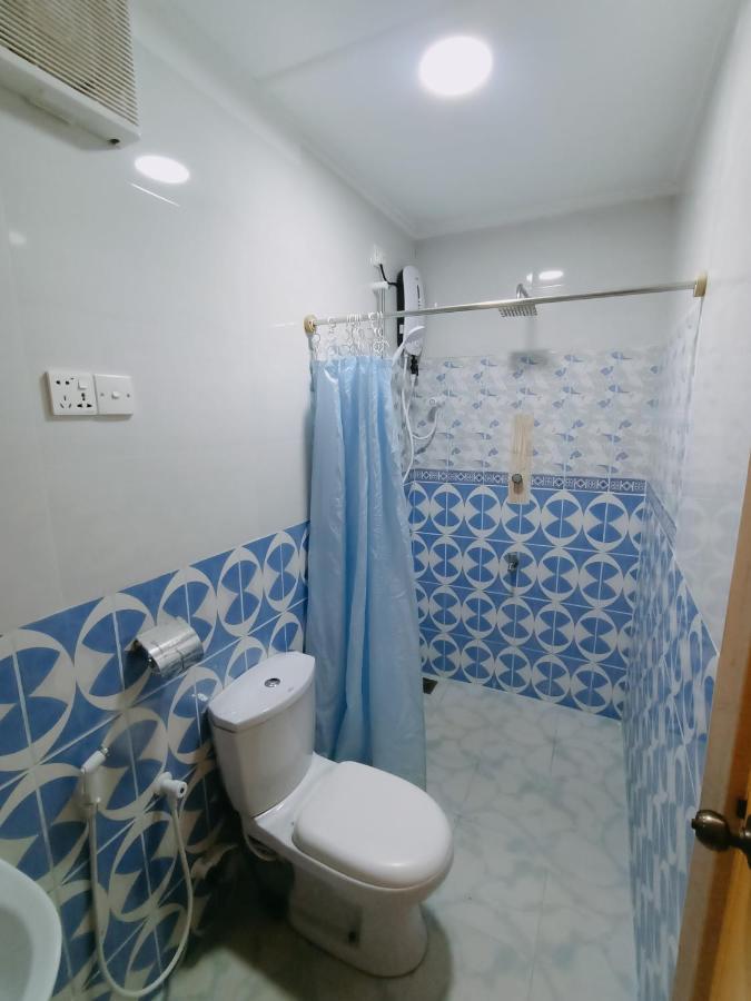 French Garden Pragash Beach Hotel 트링코말리 외부 사진